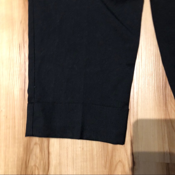 Black Capris Size 5 - Picture 3 of 6